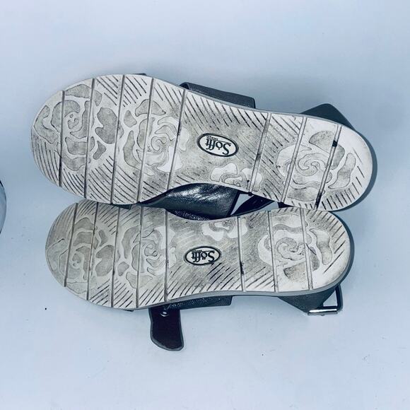 Sofft Women's Metallic Leather Gladiator Strappy Heel Back Flat Sandals Size 8M - Picture 6 of 6